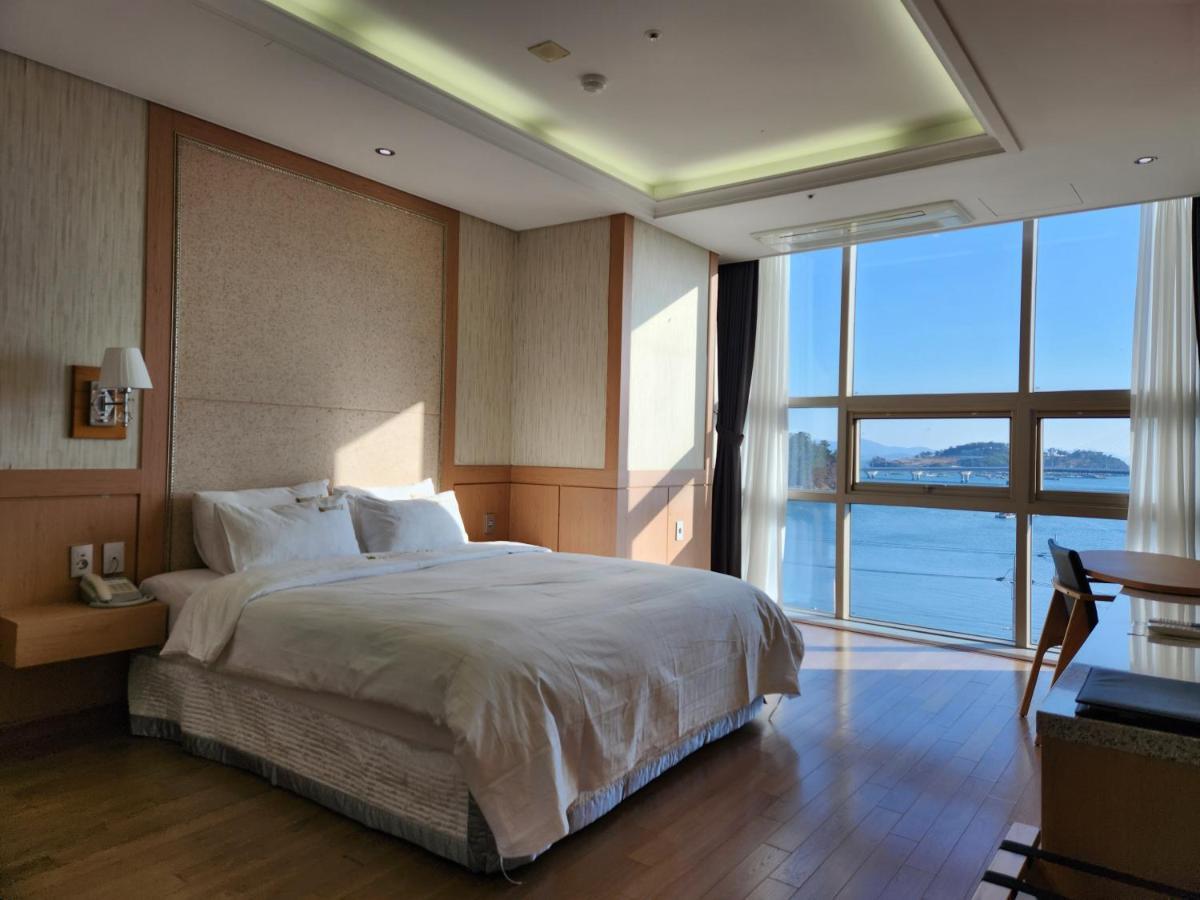 Benikea Hotel Yeosu Dış mekan fotoğraf